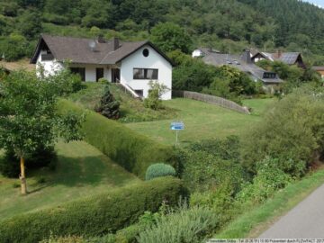 Vorankündigung: Ruhig gelegen wohnen auf einer Ebene im ruhigen Seitental bei Adenau in der Eifel, 53518 Leimbach-Gilgenbach, Einfamilienhaus