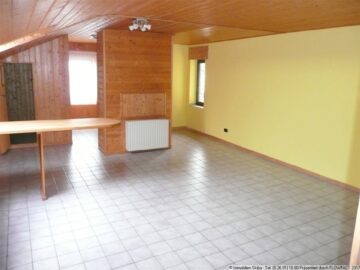 Apartment m. begehbarem Kleiderschrank – Nähe Ring, 53534 Barweiler, Dachgeschosswohnung