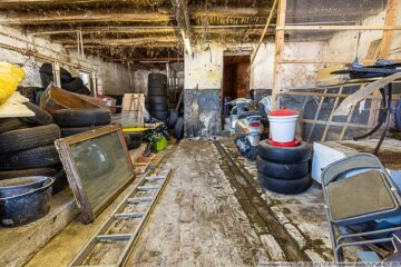 Bauernhaus mit großer Scheune und Garage in Wimbach bei Adenau, Nähe Nürburgring - Stall vorne