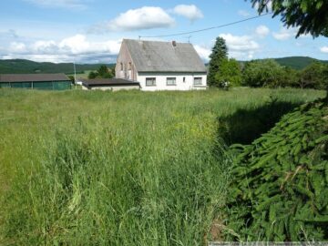 Eifel-Wohnhaus am äußersten Ortsrand – ideal auch für Tierfreunde – Weide und Stall möglich, 53539 Kelberg-Rothenbach, Einfamilienhaus