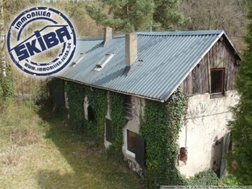 Idyllisch in der Natur gelegenes uriges Wochenendhaus in einem 5-Häuser-Dorf, 56729 Herresbach-Eschbach, Einfamilienhaus