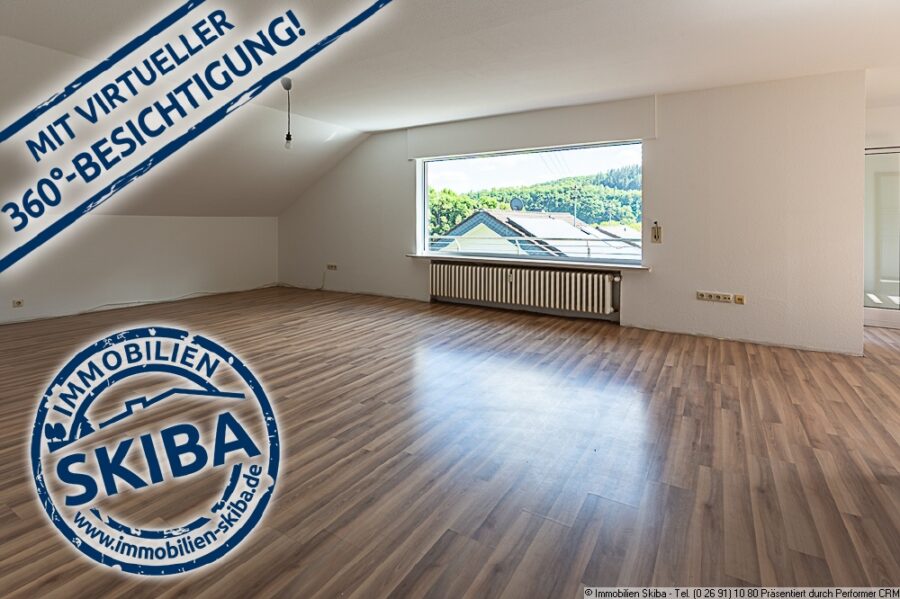 Großzügige 3-Zimmer-Wohnung mit Sonnenbalkon in Schuld/Ahr - Wohnzimmer Bild 1