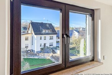 Erstbezug nach Sanierung: 3-Zimmer-Dachgeschoss-Wohnung in Herschbroich bei Adenau - Blick aus dem Wohnzimmer