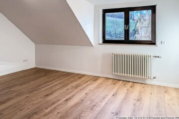 Erstbezug nach Sanierung: 3-Zimmer-Dachgeschoss-Wohnung in Herschbroich bei Adenau - Essbereich