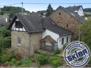 Charmantes Bruchsteinhaus mit Scheune am Fuße der Hohen Acht in der Eifel, 53520 Kaltenborn-Jammelshofen, Einfamilienhaus