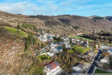 Sehr gepflegtes Haus mit Weitblick in die Natur oberhalb von Schuld/Ahr - von Natur umgeben